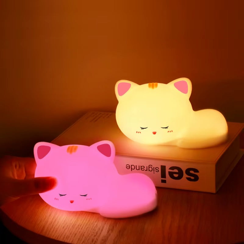 Midnight Feeding Night Light – Soft Glow Silicone LED Lamp for Babies